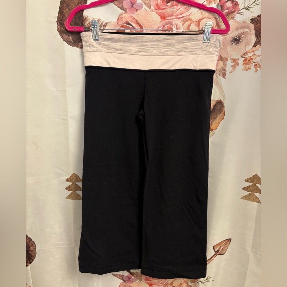 Size 6 lululemon capris